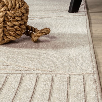 Ivory Geometric High-Low Rectangular Area Rug 3' x 5'