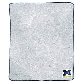 NCAA Michigan Wolverines Two-Tone Faux Shearling Throw Blanket