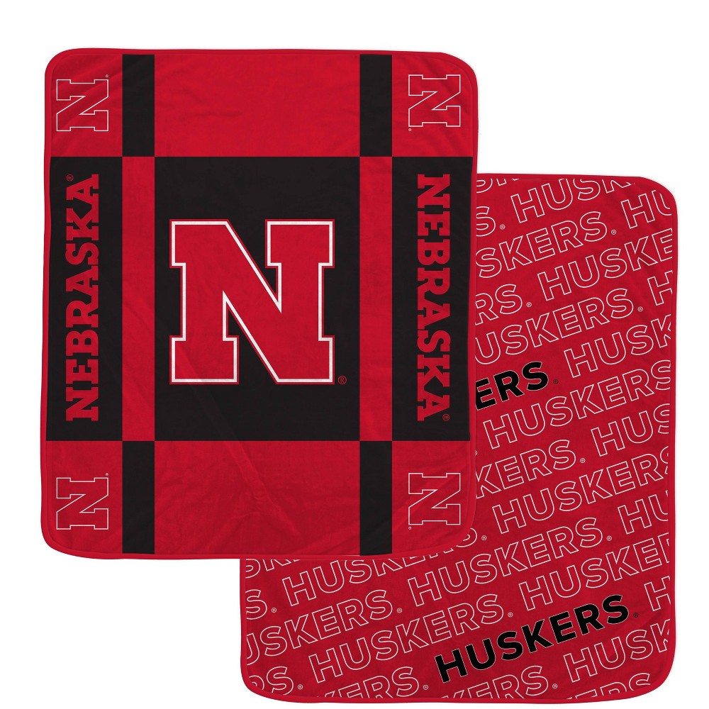 Photos - Duvet NCAA Nebraska Cornhuskers Reverse Block Double Sided Ultra Cozy Blanket