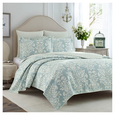 Laura Ashley Rowland Cotton Reversible Blue Quilt Set - On Sale - Bed Bath  & Beyond - 6743043