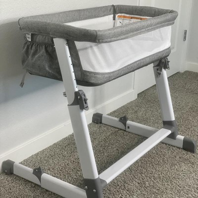 Simmons store bedside bassinet