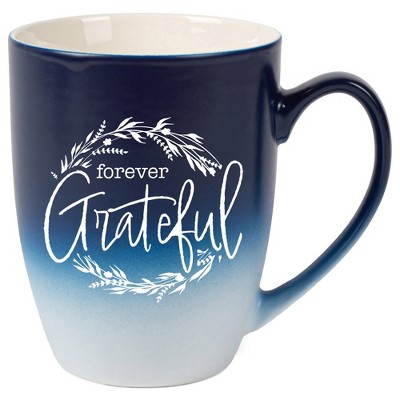 Elanze Designs Forever Grateful Wreath Two Toned Ombre Matte Navy Blue and White 12 ounce Ceramic Stoneware Coffee Cup Mug