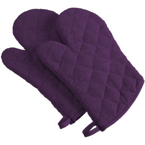 Design Imports  Terry Solid Oven Mitt Set 2 Piece Eggplant 7X13" - 1 of 4