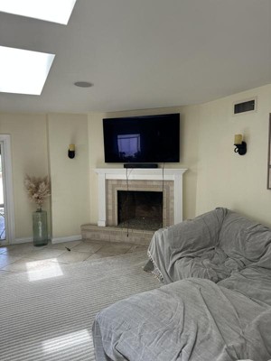 Guest review image 1 of 1, zoom in