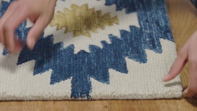 Ivory Multicolor Handmade Wool 4' x 6' Reversible Area Rug