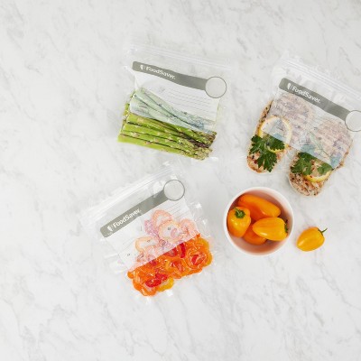 FoodSaver 34ct Zipper Bags with Handheld Vacuum Sealers