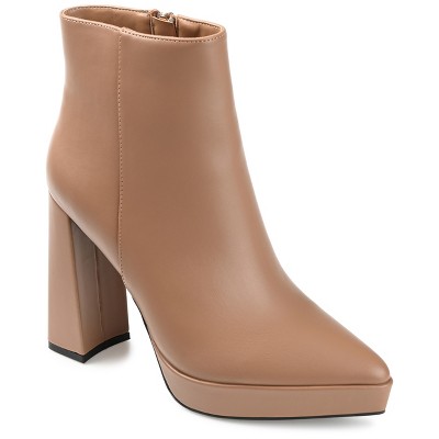 Journee Collection Women's Marnnie Pointed Toe Platform Ankle Booties