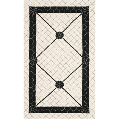 Newport NPT429 Hand Hooked Area Rug  - Safavieh
