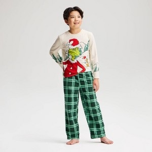 Boys' The Grinch Holiday Long Sleeve and Pants 2pc Pajama Set