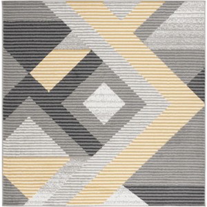 Pyramid PYR240 Power Loomed Indoor Rug - Safavieh - 1 of 4
