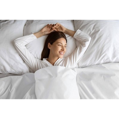 King Size White Water Resistant Bedspread with Zipper Closure