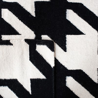 Handwoven Geometric Tessellation Black/Ivory Wool Rug 5' x 8'
