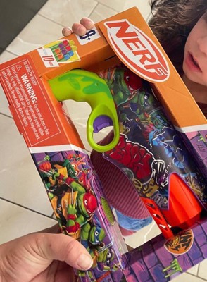 Nerf Teenage Mutant Ninja Turtles Blaster, 10 Nerf Elite Darts, Gifts for 8  Year Old Boys & Girls & Up - Nerf