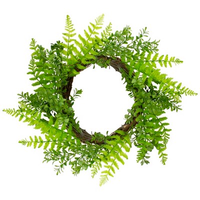 Northlight Fern Leaf Artificial Springtime Wreath, Green - 18-Inch