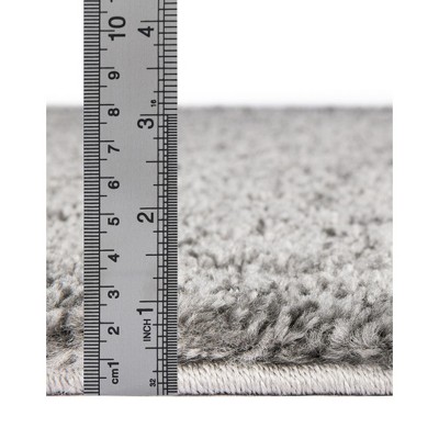 Gray 9' x 12' Rectangular Stain-Resistant Synthetic Rug