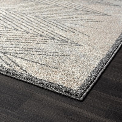 Gray Geometric Patterned Stain-Resistant Area Rug 2x3