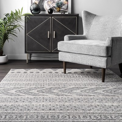 Geometric Gray Synthetic Easy-Care Runner Rug, 2' 8" x 8'