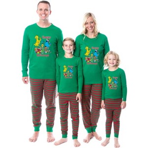 Sesame Street Child Boys' Christmas Happy Holidays Sleep Pajama Set Green - 1 of 4