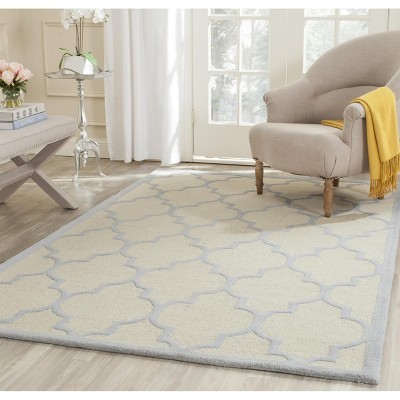 Hand-Tufted Light Blue and Ivory Wool 8' x 10' Rug
