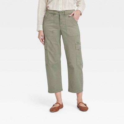 Women's Mid-Rise Barrel Leg Cargo Pants - Universal Thread™ Olive Green 12