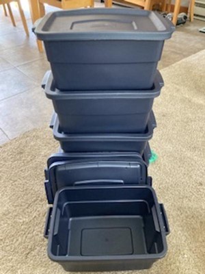 Rubbermaid Roughneck 3 Gallon Rugged Plastic Reusable Stackable Home Storage  Totes With Lids, Dark Indigo Metallic (12 Pack) : Target