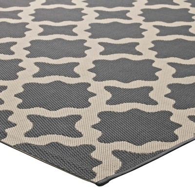 Elegant Cerelia 4' x 6' Gray and Beige Trellis Synthetic Area Rug