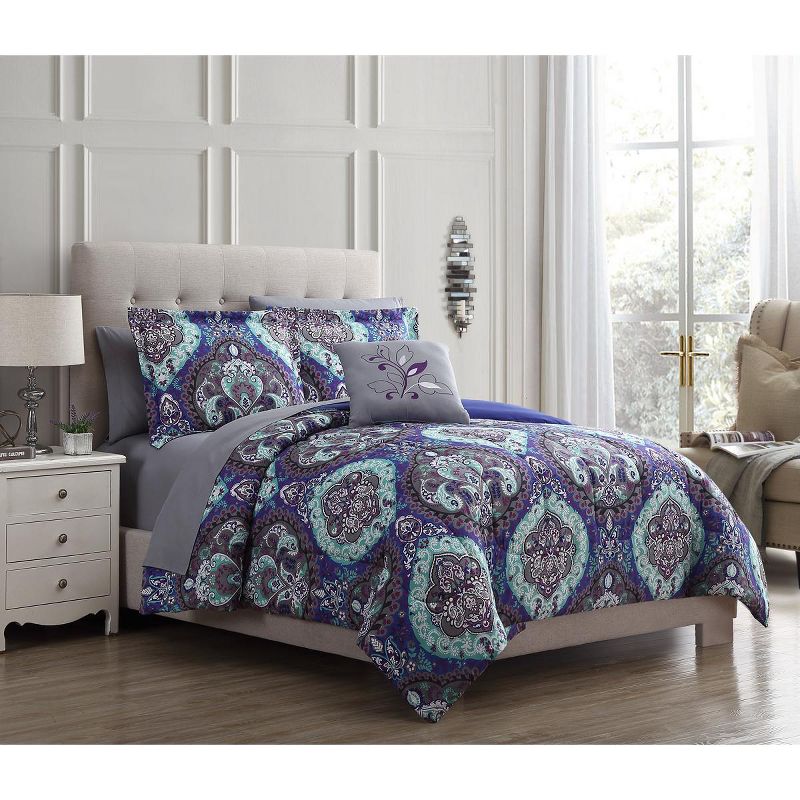 Modern Threads Printed Reversible Complete Bed Set Cathedral., 1 of 9