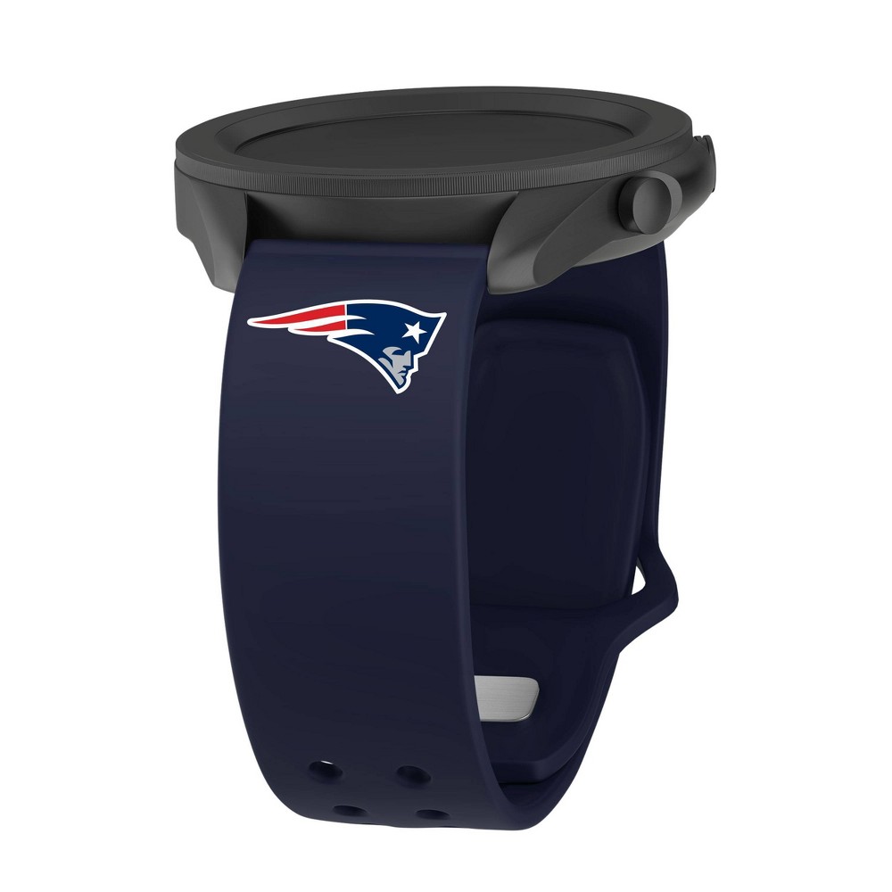 Photos - Watch Strap NFL New England Patriots Samsung Watch Compatible Silicone Sports Band - 2