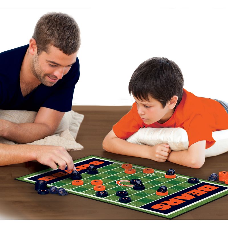MasterPieces Officially licensed NFL Chicago Bears Checkers Board Game for Families and Kids ages 6 and Up, 5 of 7