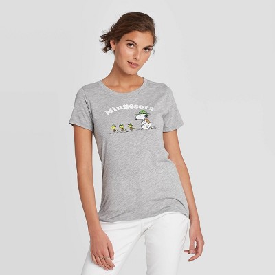 gray t shirt women's