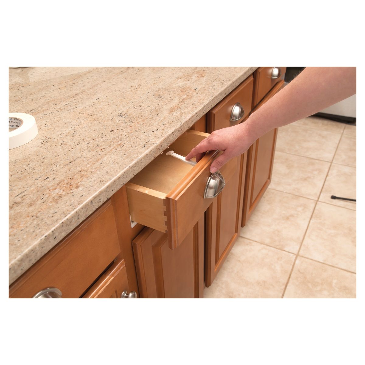 Safety 1st Spring-Loaded Cabinet & Drawer Latches - 10pk - thumbnail 3