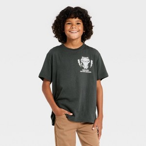 Boys' KPOP Demon Hunters Derpy Oversized T-Shirt - Charcoal Gray - 1 of 4