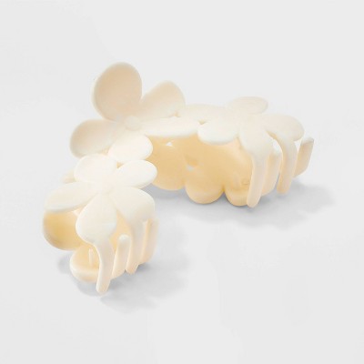 Arched Flower Claw Hair Clip - Universal Thread™ Off-White