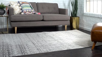 Gray Tufted Synthetic Reversible 4' x 6' Rectangular Rug