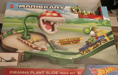 Hot Wheels Mario Kart Piranha Plant Slide Trackset : Target