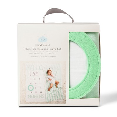 cloud island muslin blankets and frame set