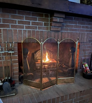  Firebacks for Fireplace 24Inch- Iron Fire Place Back Plates  with Feets, Fireplace Refractory Panels, Fireplace Heat Reflect Wall  Protection : Home & Kitchen