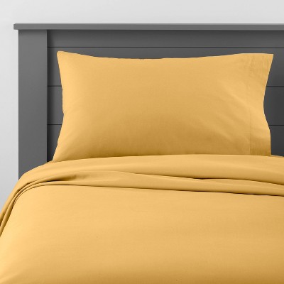 Full Solid Cotton Sheet Set Yellow - Pillowfort™