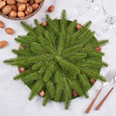 Green Pinecone Motif Plastic Round Placemats, Set of 4