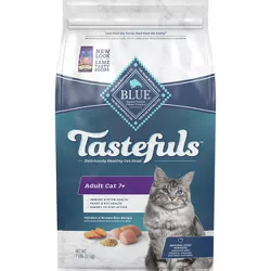 Blue Buffalo Tastefuls with Chicken Adult 7+ Natural Dry Cat Food - 7lbs
