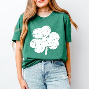 Simply Sage Market Grunge Clover Short Sleeve Tee - XS - Grass - 1 of 4