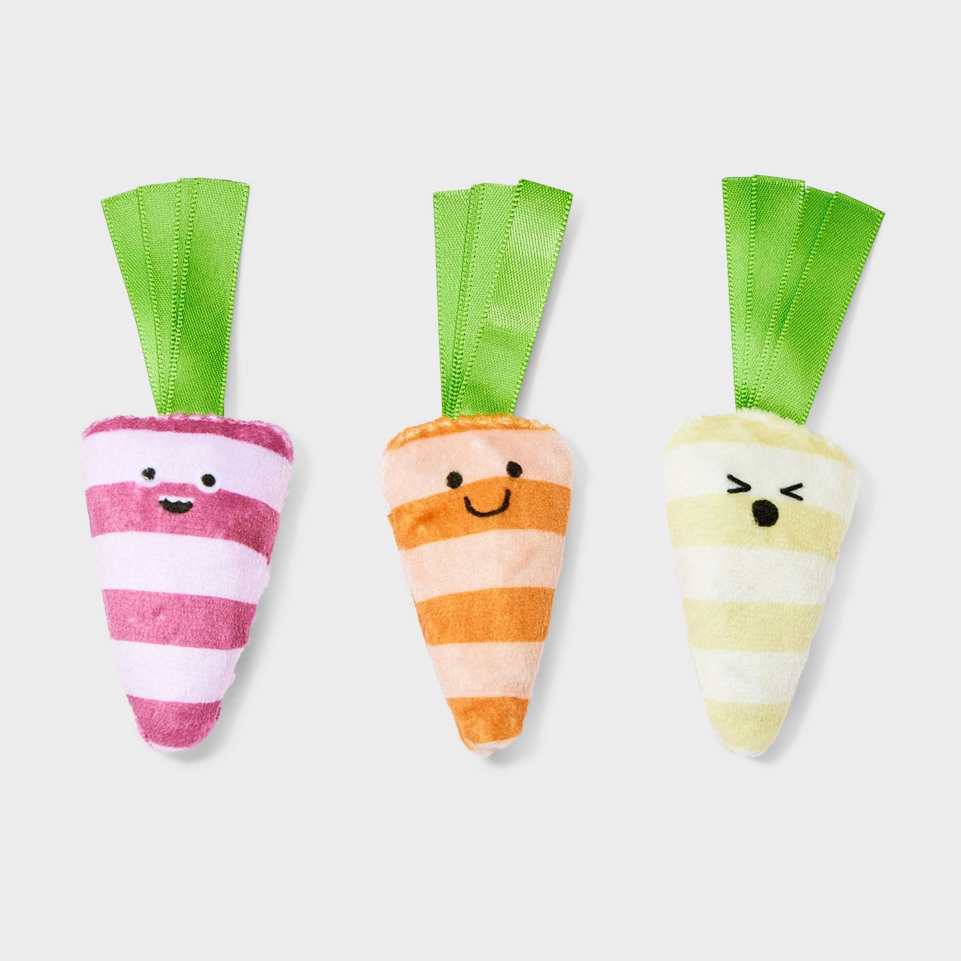 Carrot Food Shaped Cat Toy - Boots & Barkley™ 3ct