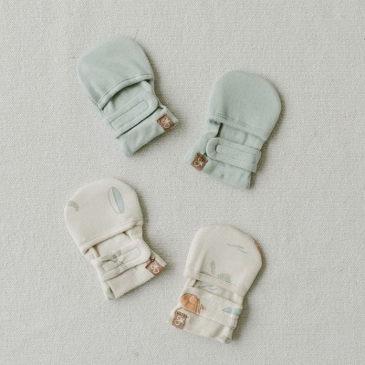 Image of Goumi Stay On 2-Pack Mitts - Surf's Up + Swell 0-3M