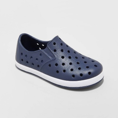 target crocs men's shoes