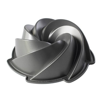 Nordic Ware Pinwheel Bundt Pan