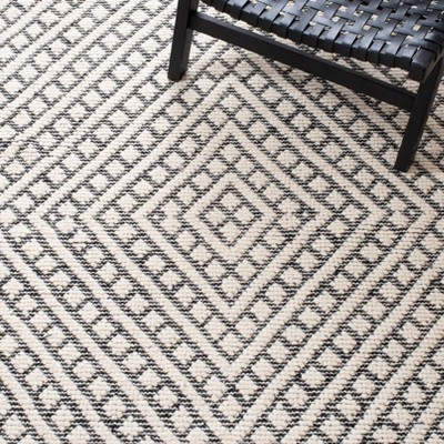 Handmade Ivory and Black Wool Geometric Runner Rug, 2'3" x 8'