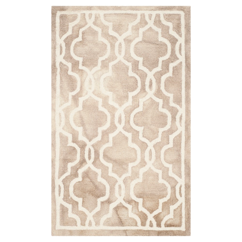 Beaufort Accent Rug - Beige / Ivory (2'x3') - Safavieh