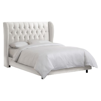 White wingback 2025 upholstered bed