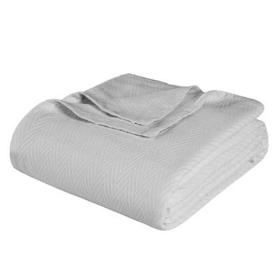 HomeRoots 50" X 60" Silver Cotton Woven Chevron Throw Blanket
