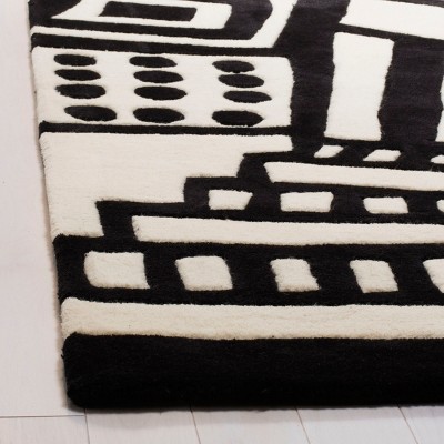 Ivory Geometric Tufted Wool Area Rug 3' x 5'